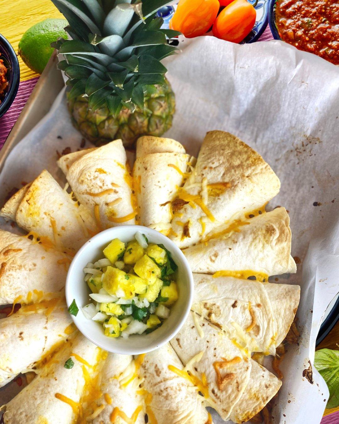 Pastor Quesadilla Ring Recipe - Saucy Lips Foods